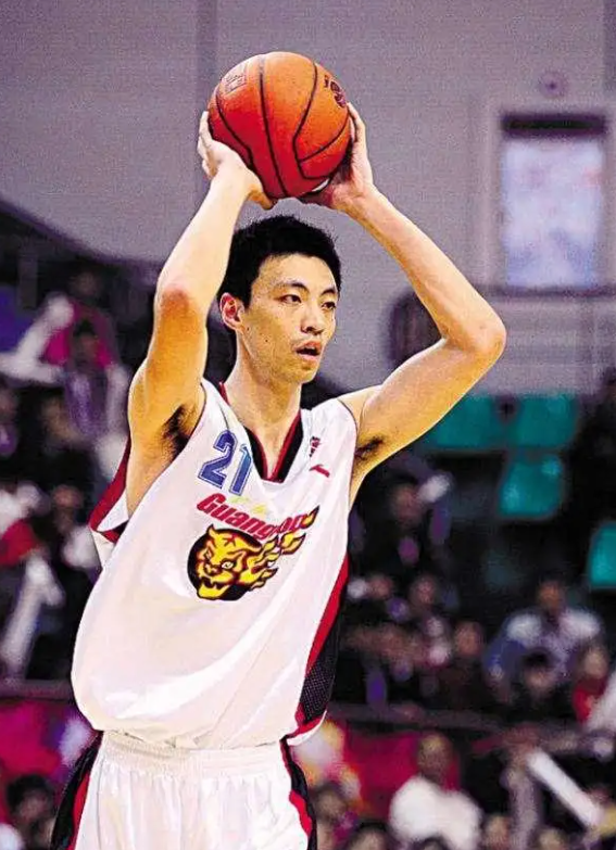 nba上有哪些勤能補拙的人（8年7冠！廣東宏遠頭號福將！可能是史上最低調的第六人）