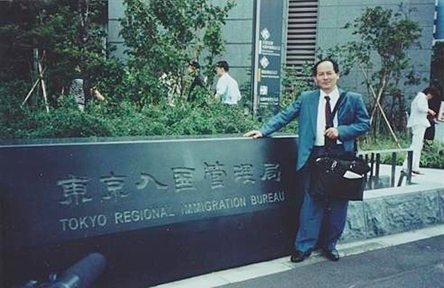 上海知青赴日本打黑工，只为供女儿留学，在纽约疫情中他写下遗嘱