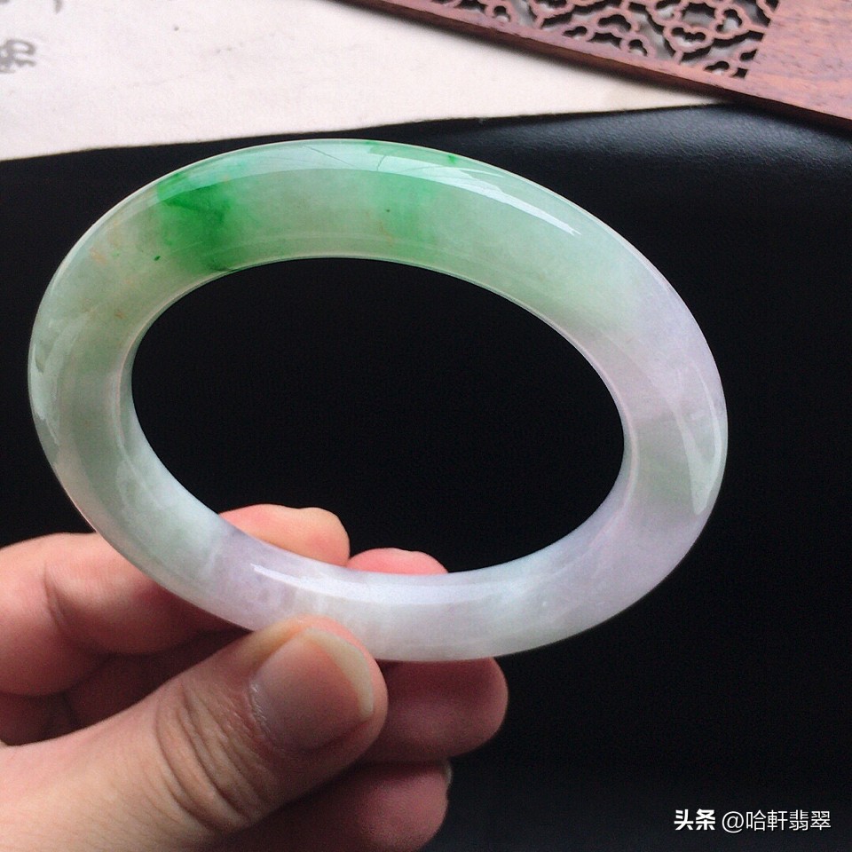 翡翠玉镯批发(fa)价格（翡翠玉镯批发价格多少）-大(da)连信息网