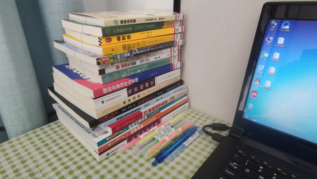 青岛市图书馆的借书证可以在新华书店借书你知道吗？