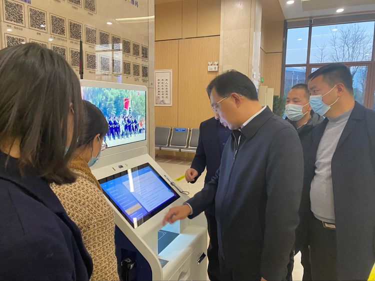 法治是最好的营商环境 | 任涛同志到西安市鄠邑市民之家检查法治助力营商环境工作