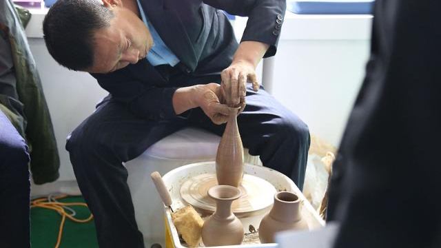 苏州有什么特产？吃的、穿的、喝的、玩的皆有，空手归等于没去过