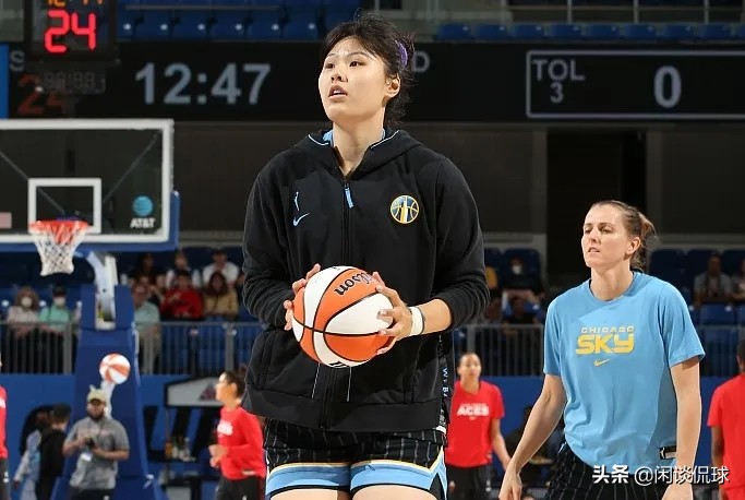 wNBA赛程和排名(中国女篮双姝WNBA齐登场！韩旭9 5 2 1，李月汝挂0、领得一次犯规)