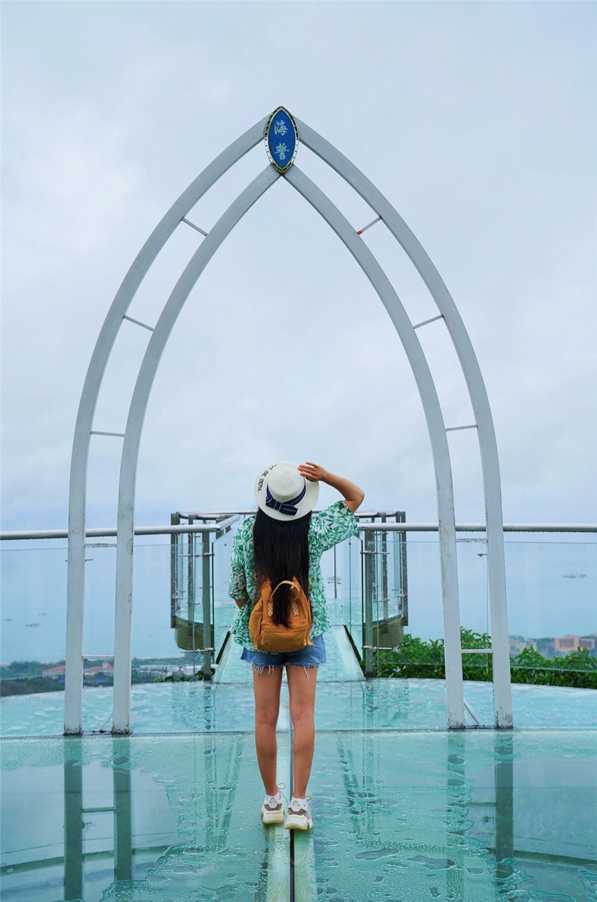 自驾海南，探寻雨林秘境，黎族村落到茶园深处，4天3晚游玩全攻略