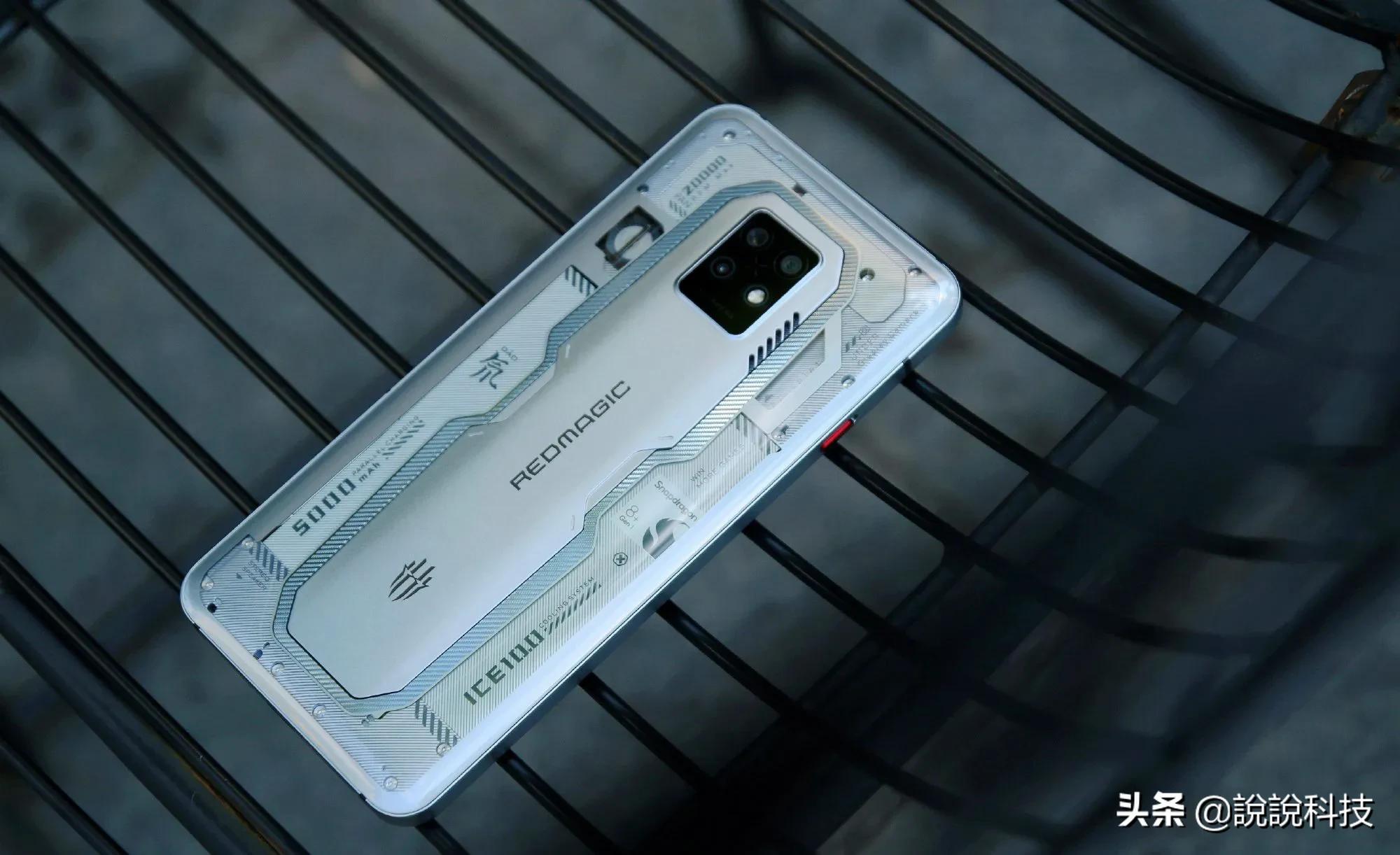 两款顶流电竞手机配置一览：想要游戏玩得好，它们真的少不了