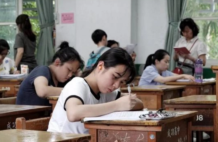 大学容易“挂科”的学科排行榜，补考比考试还难，新生报考要谨慎