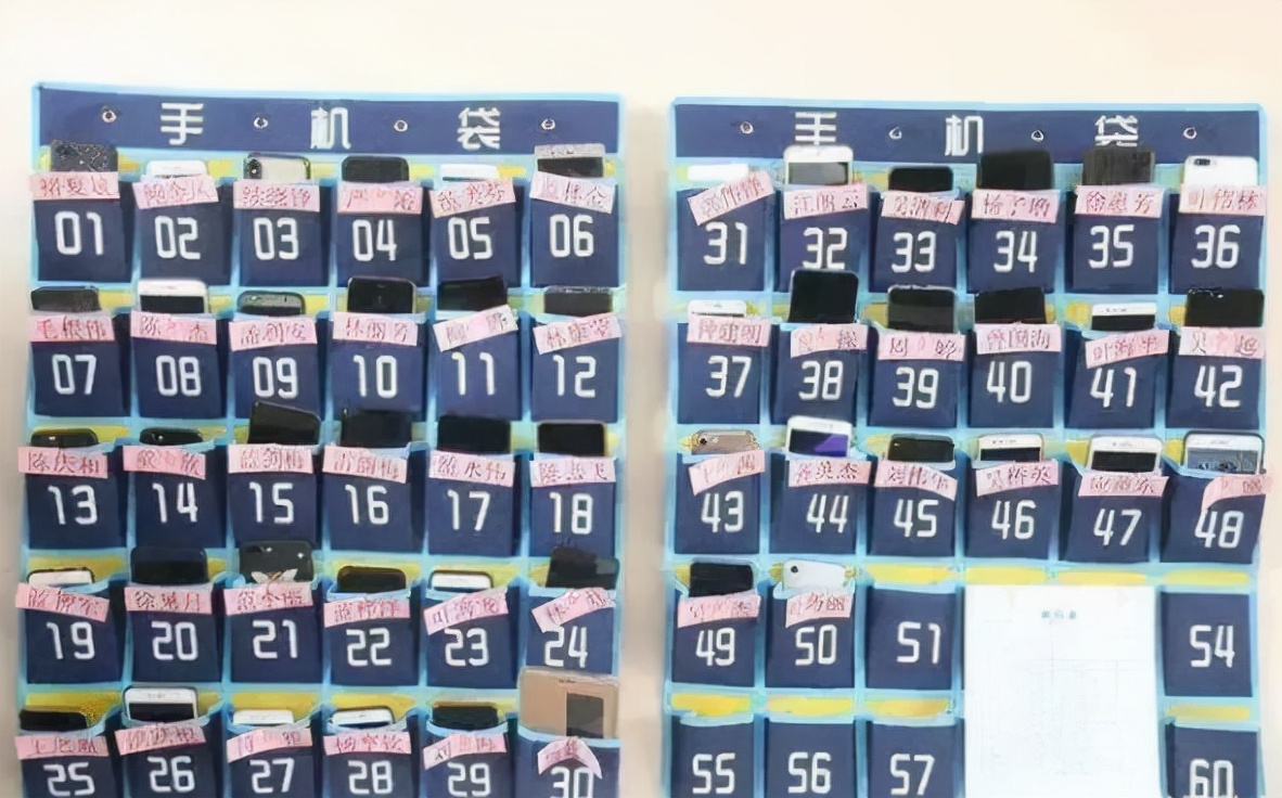 大学老师上课“花式点名”，为保出勤率绞尽脑汁，学生想逃课没门