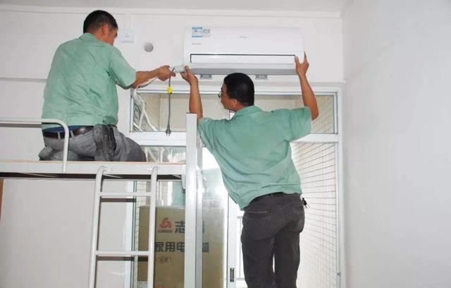 河南科技学院学生宿舍，终于迎来空调！学生：可谓是期待已久