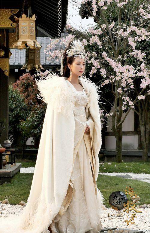 撩过杨幂的他，前女友也这么美，但却依然选择了高圆圆