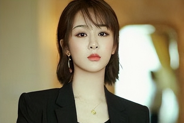 颜值不足脖子凑！这8位女星的天鹅颈太优越，气质一下就出来了