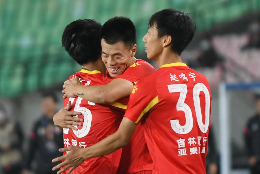 為什么有的球隊不愿意進中超（寧愿投資國外的聯賽，也“不染指”中超！陳戌源到底做錯了什么？）