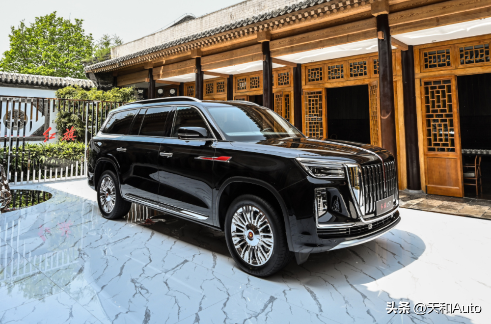 什么是suv（SUV虽然不是越野车可却有着很深的渊源，但别开这种车去越野哦）