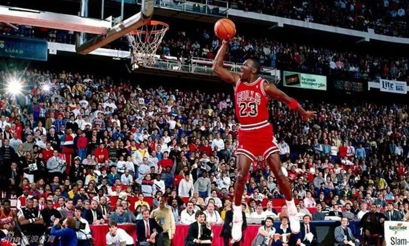 2010nba季后赛科比数据（NBA球员单赛季季后赛总得分最高的前十名）