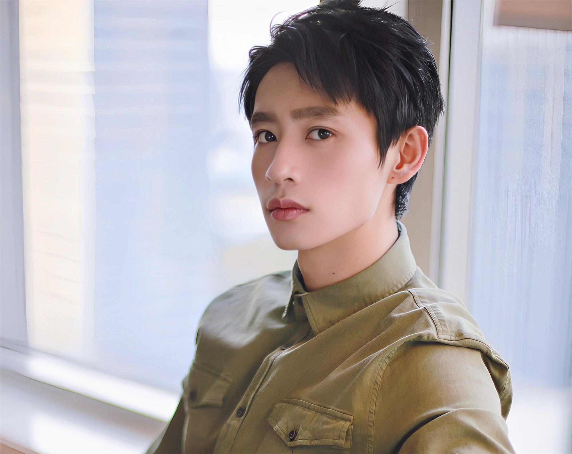 《爸爸当家》中，魏晨透露：爸妈为了不麻烦儿子有多努力