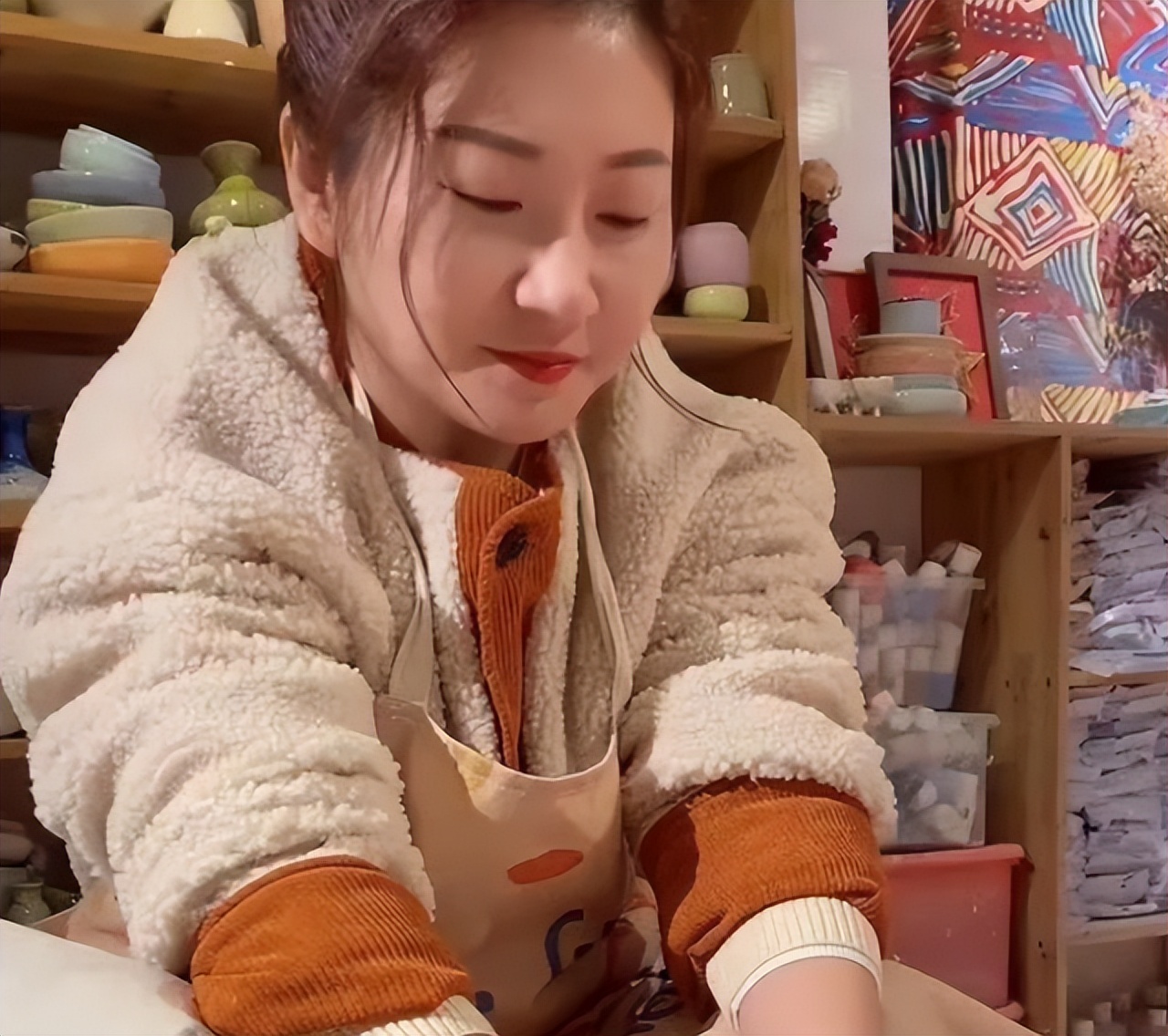 2019年，那个在泰国被丈夫推下悬崖后生还的中国孕妇，后来怎么样