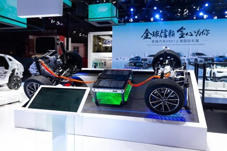最低油耗0.9L！2022年这五款国产车很“能打”
