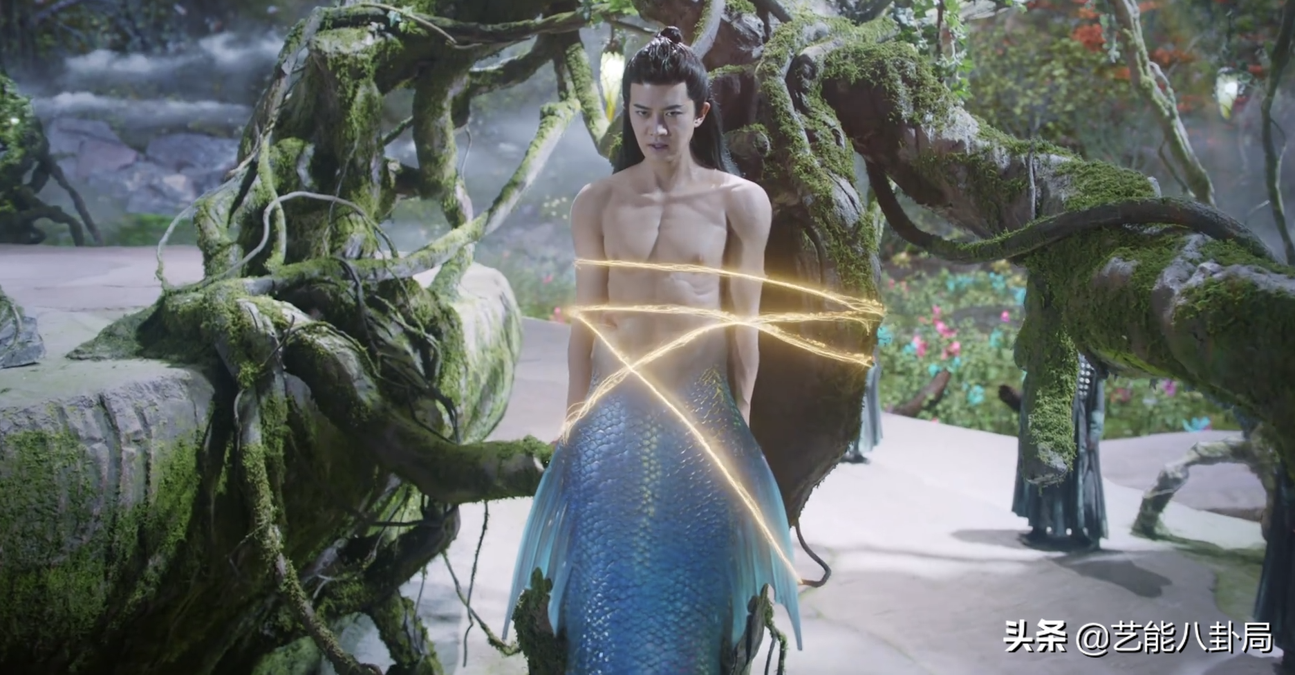 热巴新剧!光脚秀、假腹肌、转圈吻、亲变形,现在的古偶怎么了