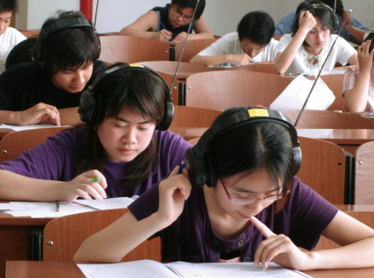 大学期间考四六级，大几的通过率会更高？学姐的答案有些意外