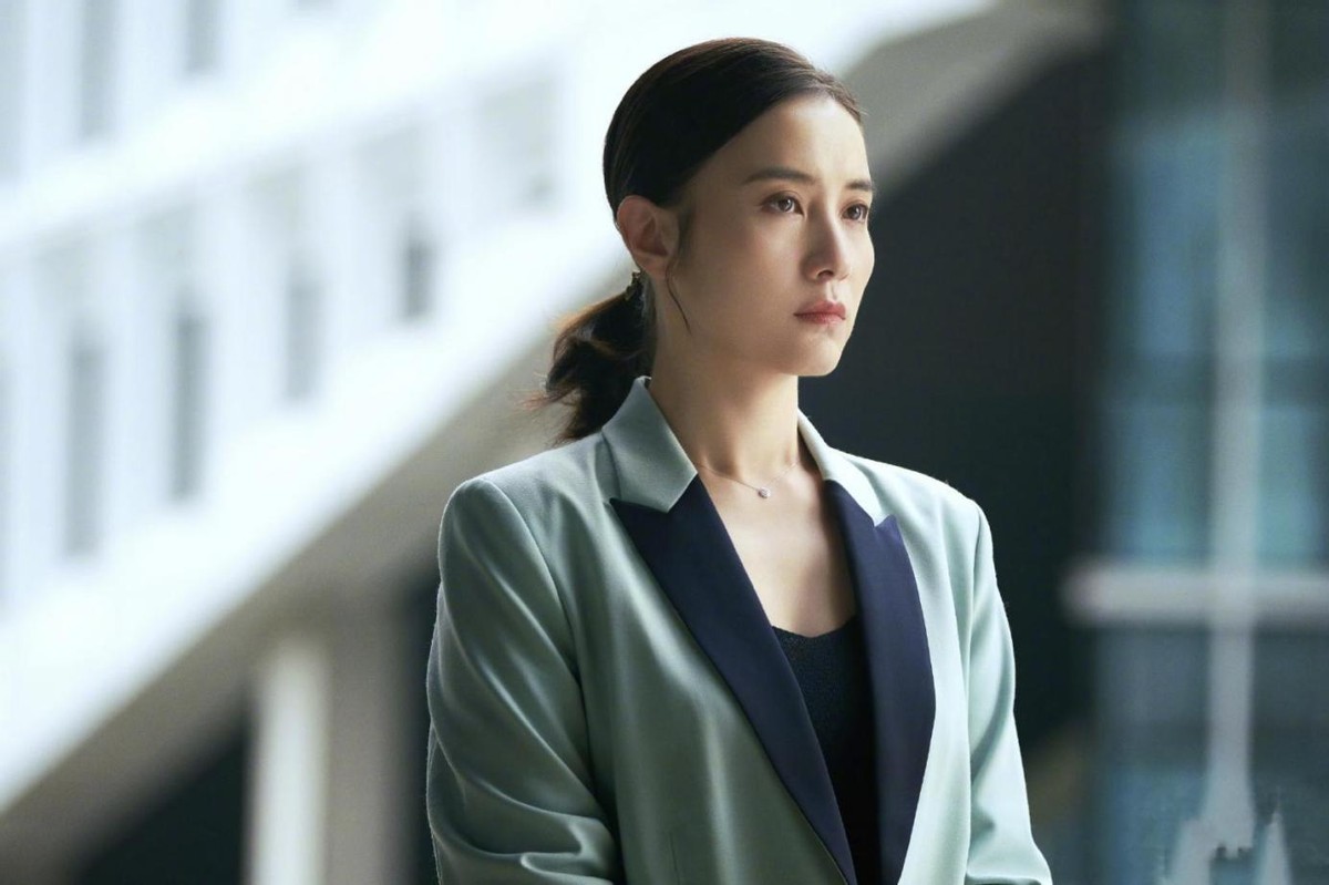 越老越有魅力的女明星，我只服这12位！连鱼尾纹都充满着女人味