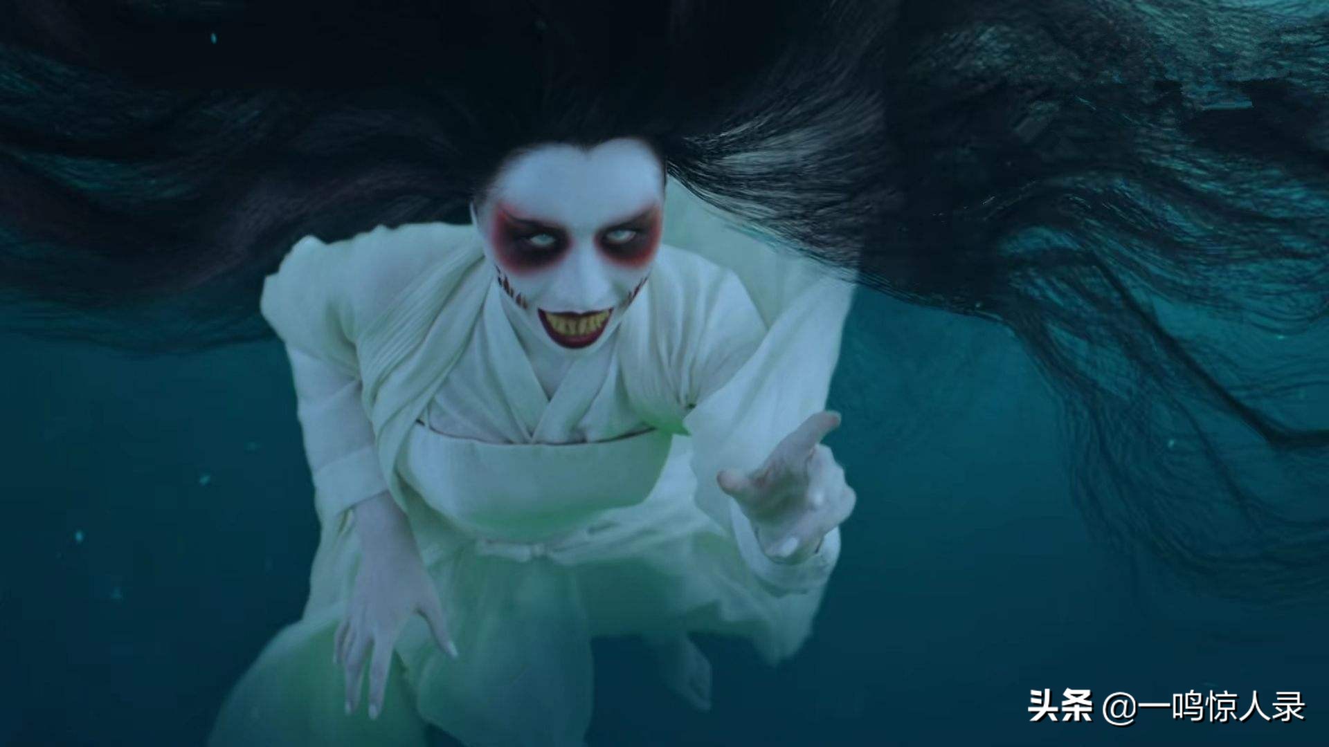 别看那海猴子电影里太恐怖了,但只是一个花体而已.