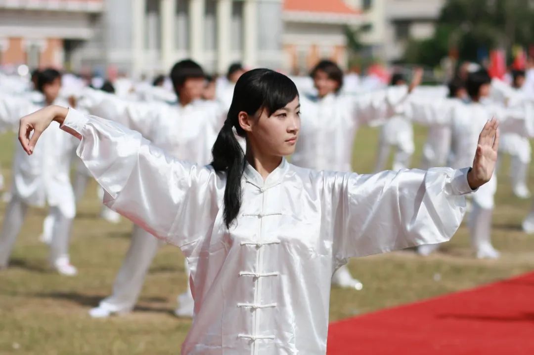 郑州少林武术节2019(“天下之中，功夫之都”，郑州已是世界武术搏击中心)