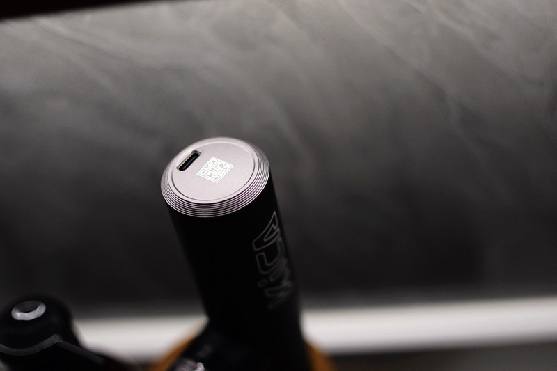 单手可握 小巧便携 KiCA MINI2筋膜枪