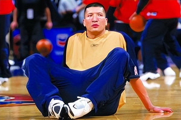 在nba打球的中国人有哪些（中国6位球员打过NBA，都表现如何？饮水机居多）