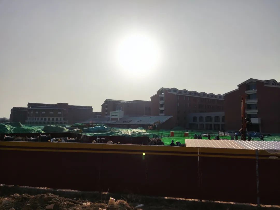 今年9月开学，清华附中昌平学校和首师大育新学校最新消息来了