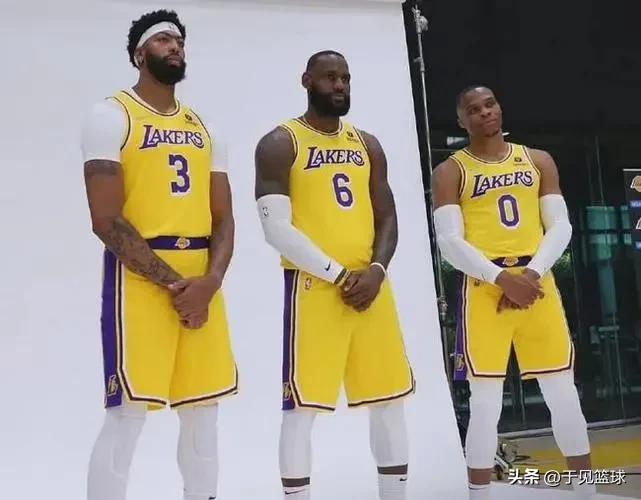 湖人是如何签约威少（湖人之所以交易来威少，是因为詹姆斯崇尚“三巨头”模式）