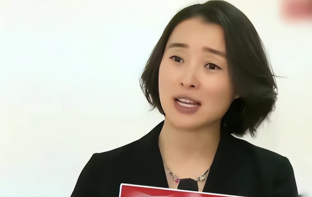 这一次,51岁的吴越狠狠打了陈建斌,蒋勤勤的脸