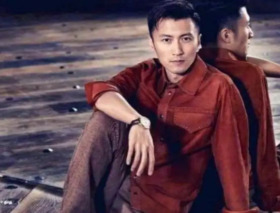 为庆香港回归25周年，谭咏麟谢霆锋露面，四大天王只有刘德华参加