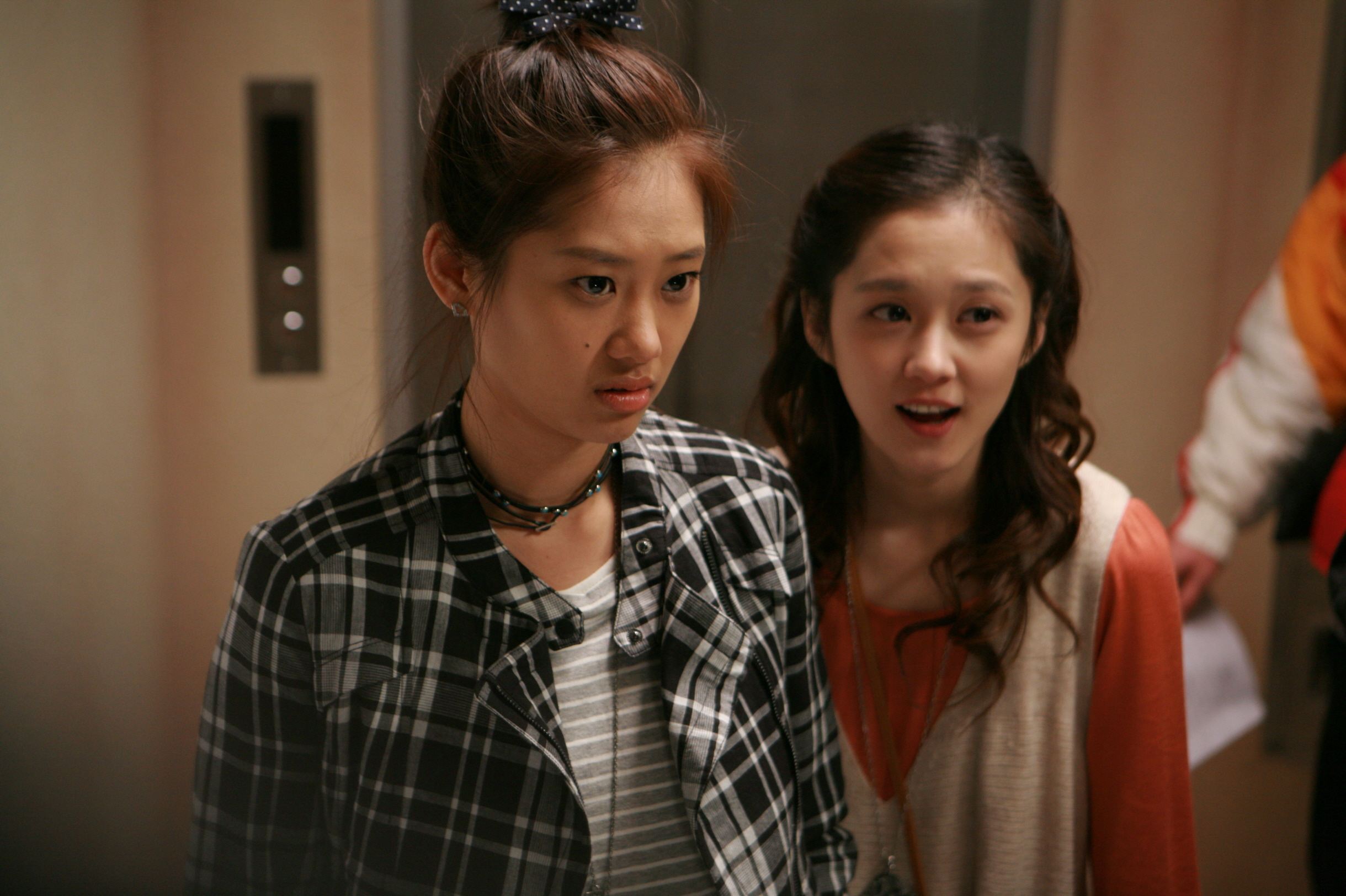 “出道即巅峰”的演员，金泰梨每部戏都超红她拍戏多年却停滞不前