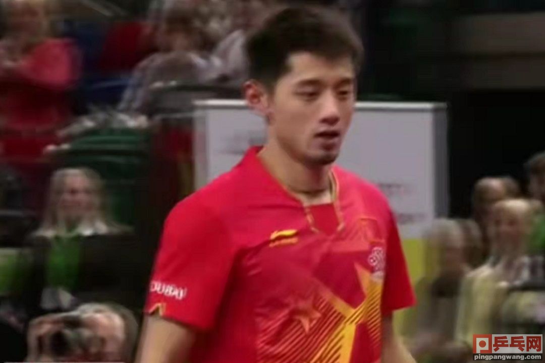 张继科vs马龙2016（马龙张继科7局大战，2015德国公开赛马龙大逆转，张继科跳出档板）