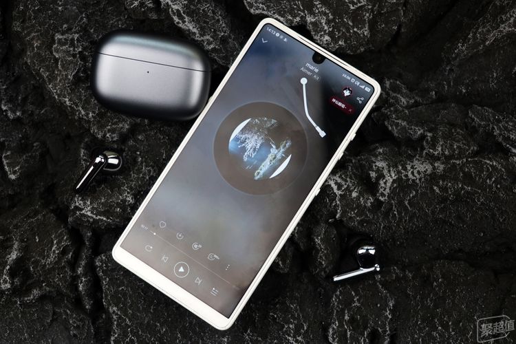 音质出众还有创新测温亮点的真无线蓝牙耳机——荣耀Earbuds 3 Pro