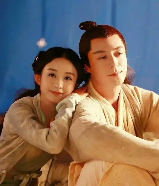 师徒虐恋别硬演，有人唯美动人，有人活像偷人，还得看主角CP感