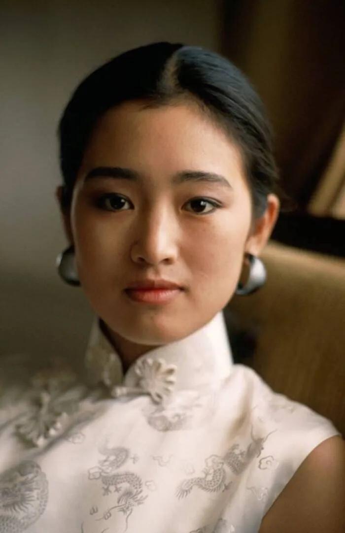 巩俐和张曼玉相提并论