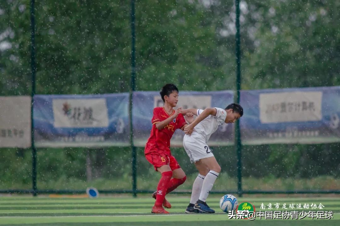 吴曦足球公园正式揭牌（中国青少年足球联赛（南京赛区）暨2022南京青少年足球锦标赛开赛）
