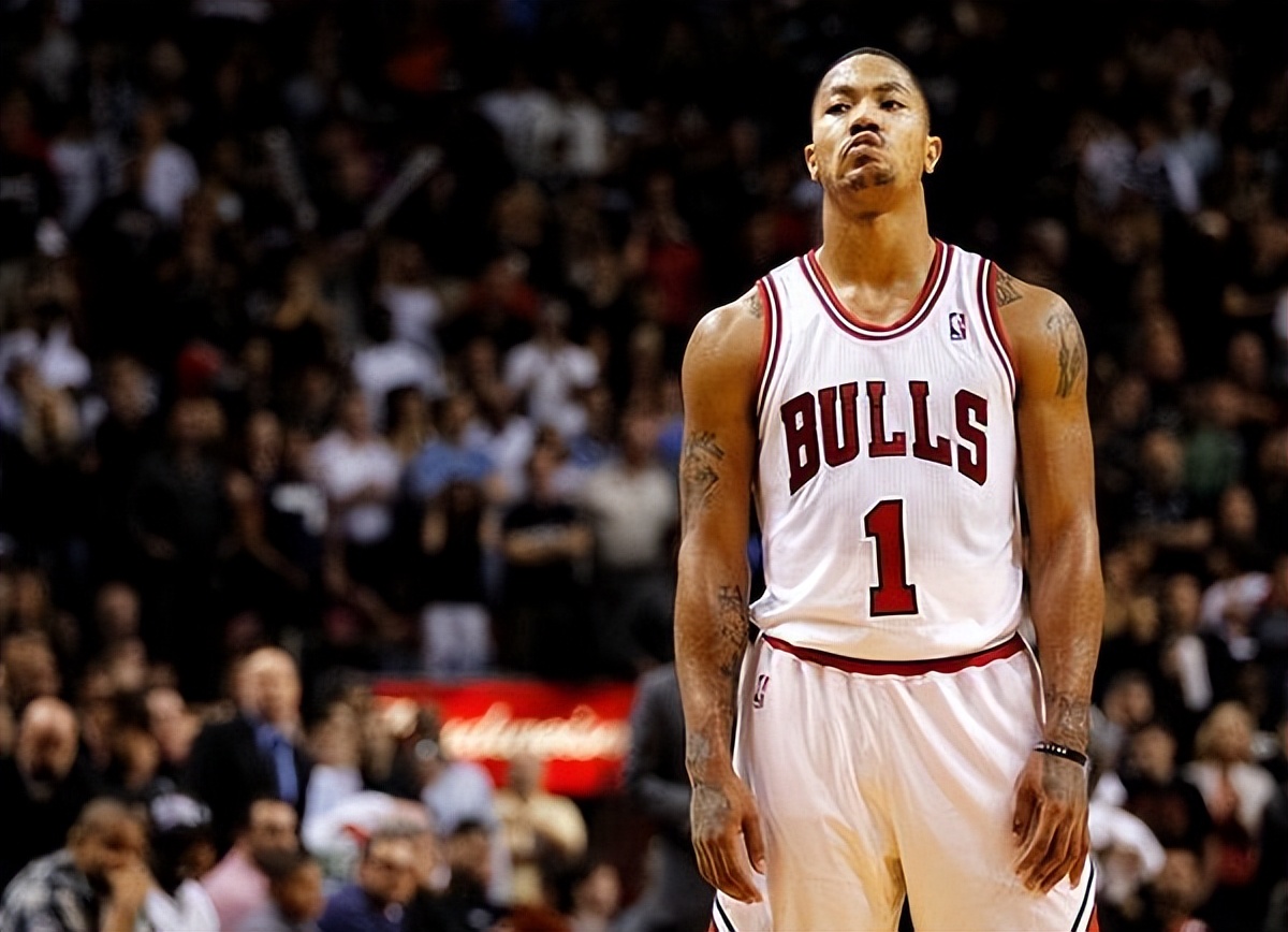 遇到了防守凶悍的灰熊,当时的灰熊有加索尔,托尼阿伦,兰多夫,康利等人