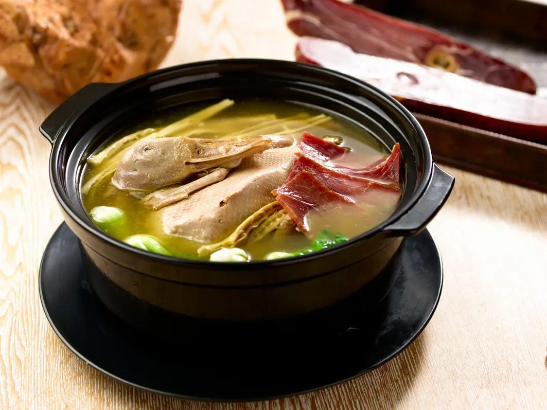 土茯苓赤小豆老鸭汤