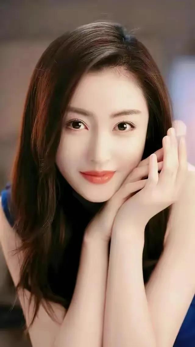 张天爱女神般的气质