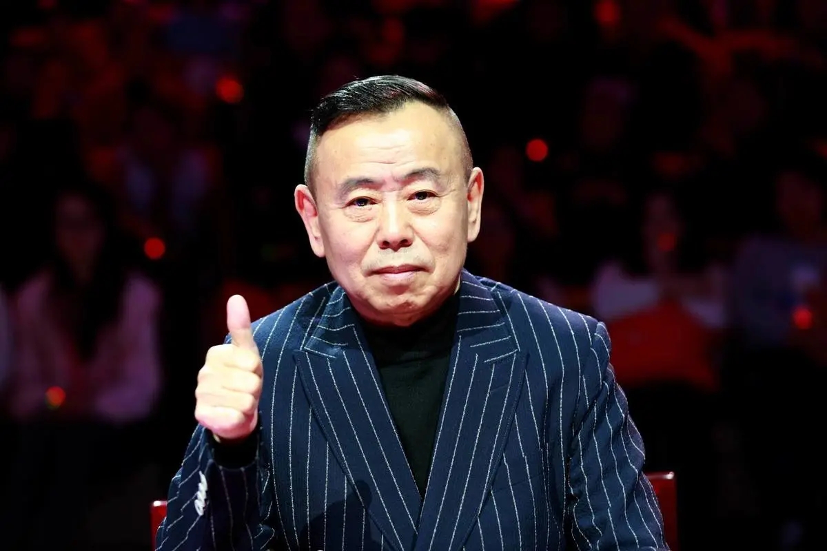 巩汉林出席电影节,与观众互动对"暗号":宫廷玉液酒,180一杯