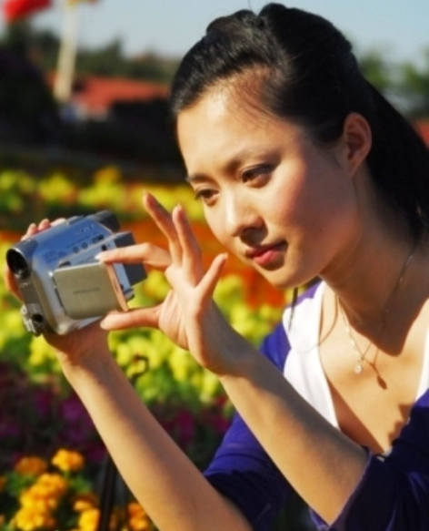 至今还单身的8位央视女主持人，情史个个简单，最大57岁最小29岁