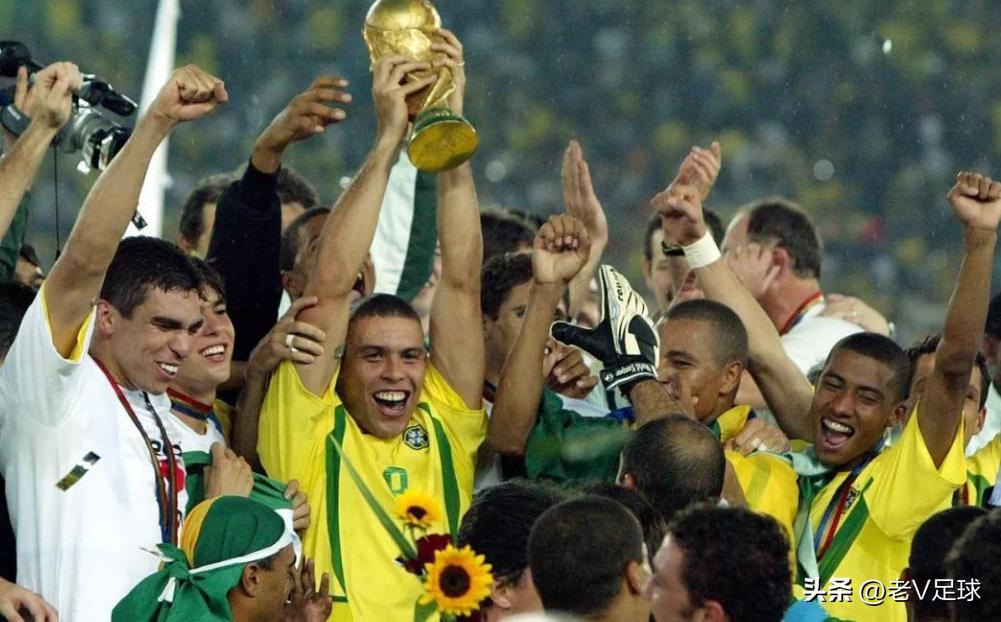 《绿茵通俗演义2000—2022》（2002年）五星巴西突围至暗世界杯