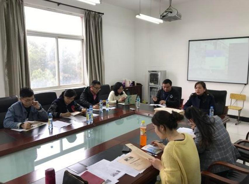 民办学校2年内“转公”，教师会得到编制吗？方案一出老师笑了