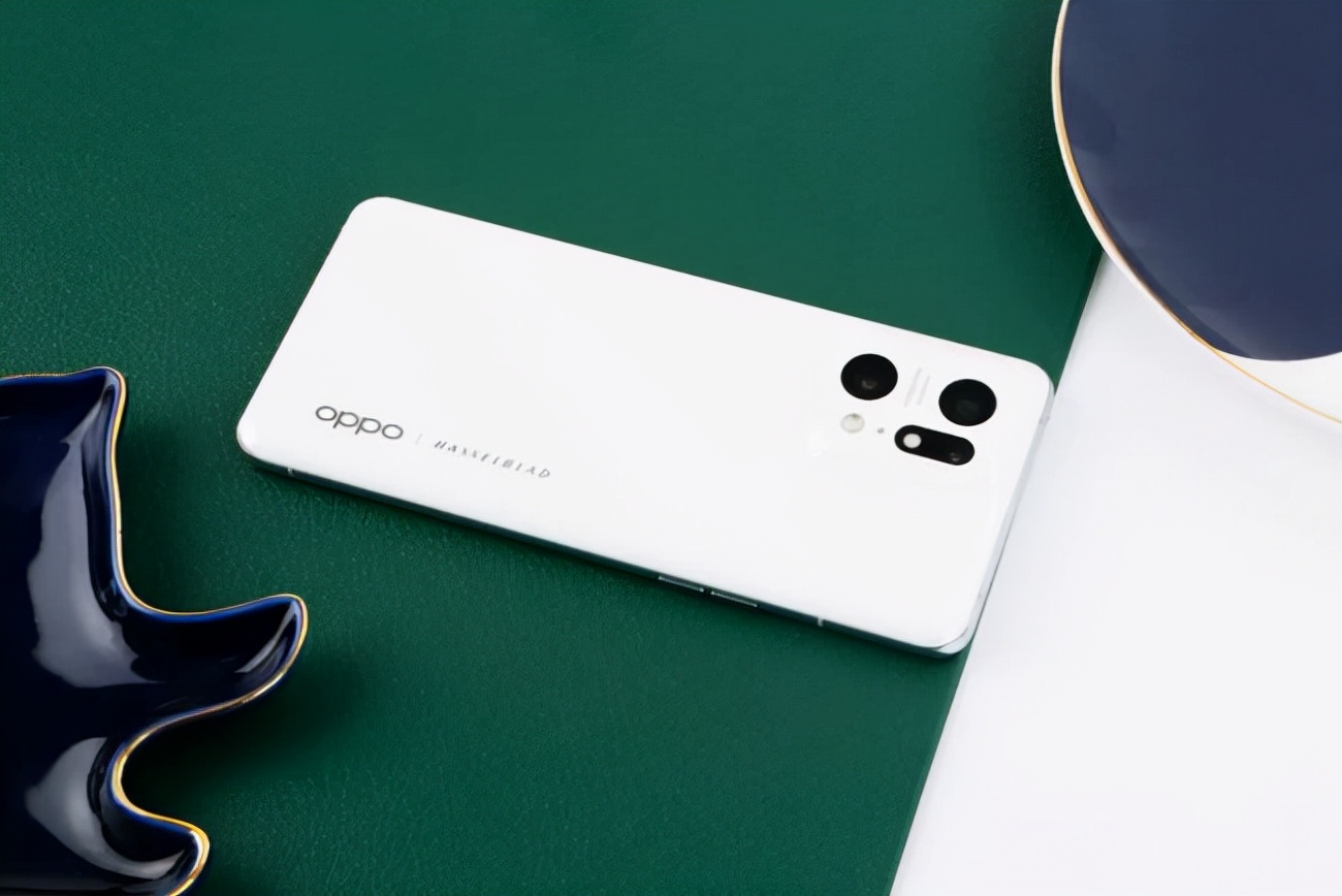 再攀顶峰 不止“一机双芯”——OPPO Find X5系列为未来影像定格局