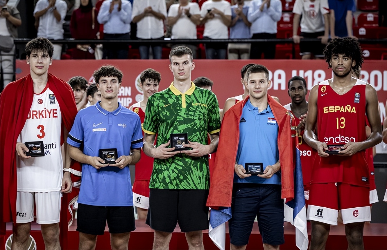 西班牙篮球排名(U18男篮欧锦赛排名出炉：西班牙登顶夺冠 法国第5希腊第12)