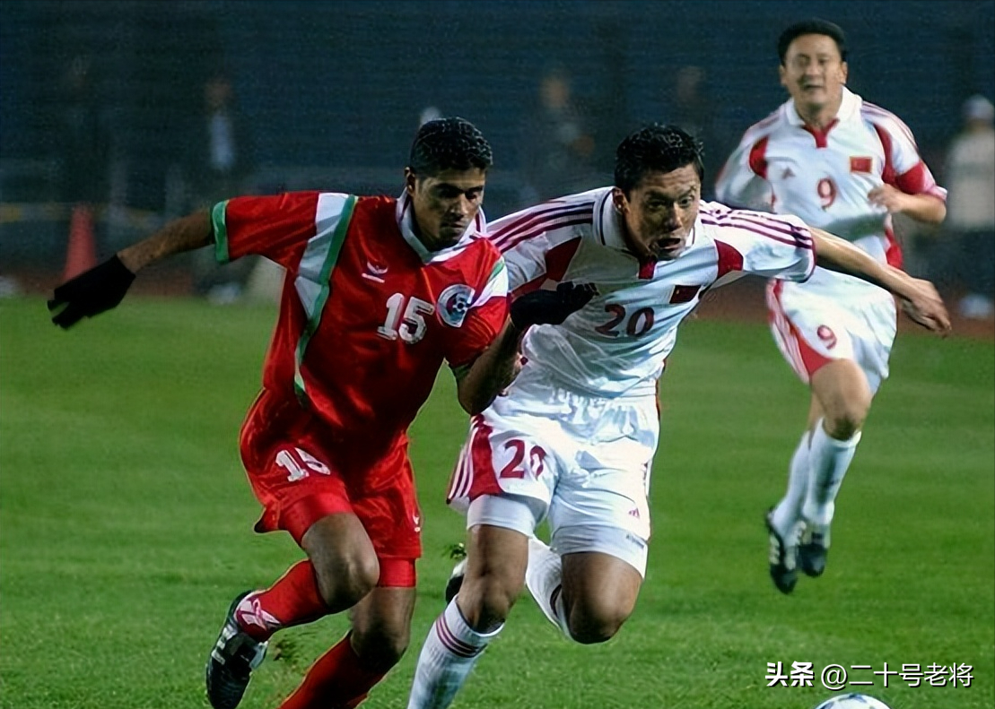 中国男足参加2002世界杯(世界杯回顾:2002年国足为什么能进世界杯?