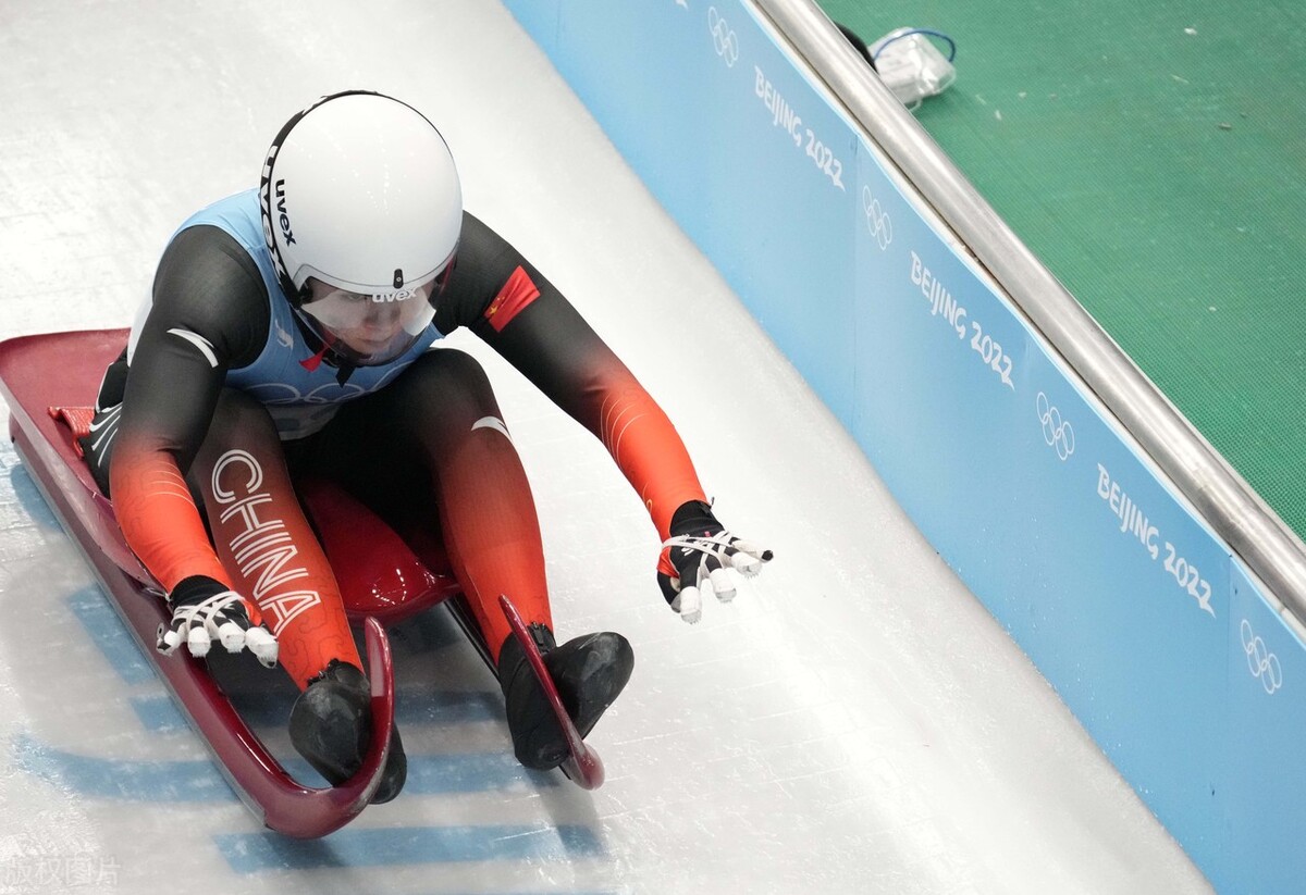 2015年雪橇世界杯冠军(我国女子雪橇首次亮相冬奥赛场，王沛宣暂列第27名，德国名将居首)