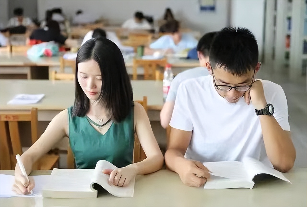 模拟考试成绩，究竟能不能代替高考成绩？看资深班主任如何回答