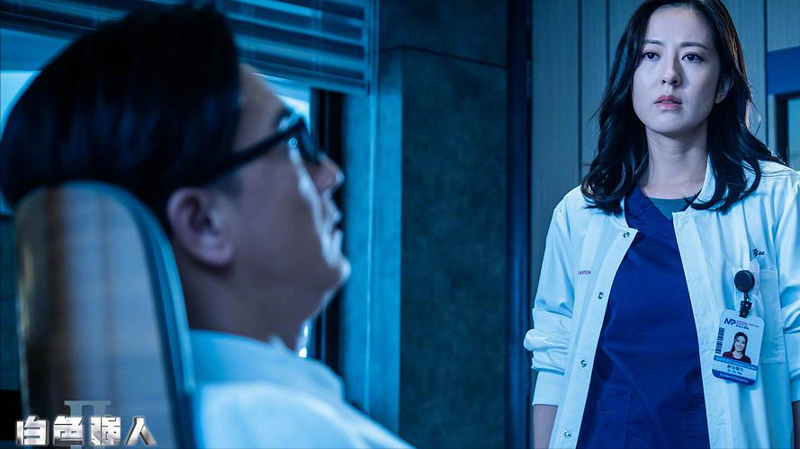 《白色强人2》今晚开播，三视帝两视后坐镇，真正的港剧王牌来了